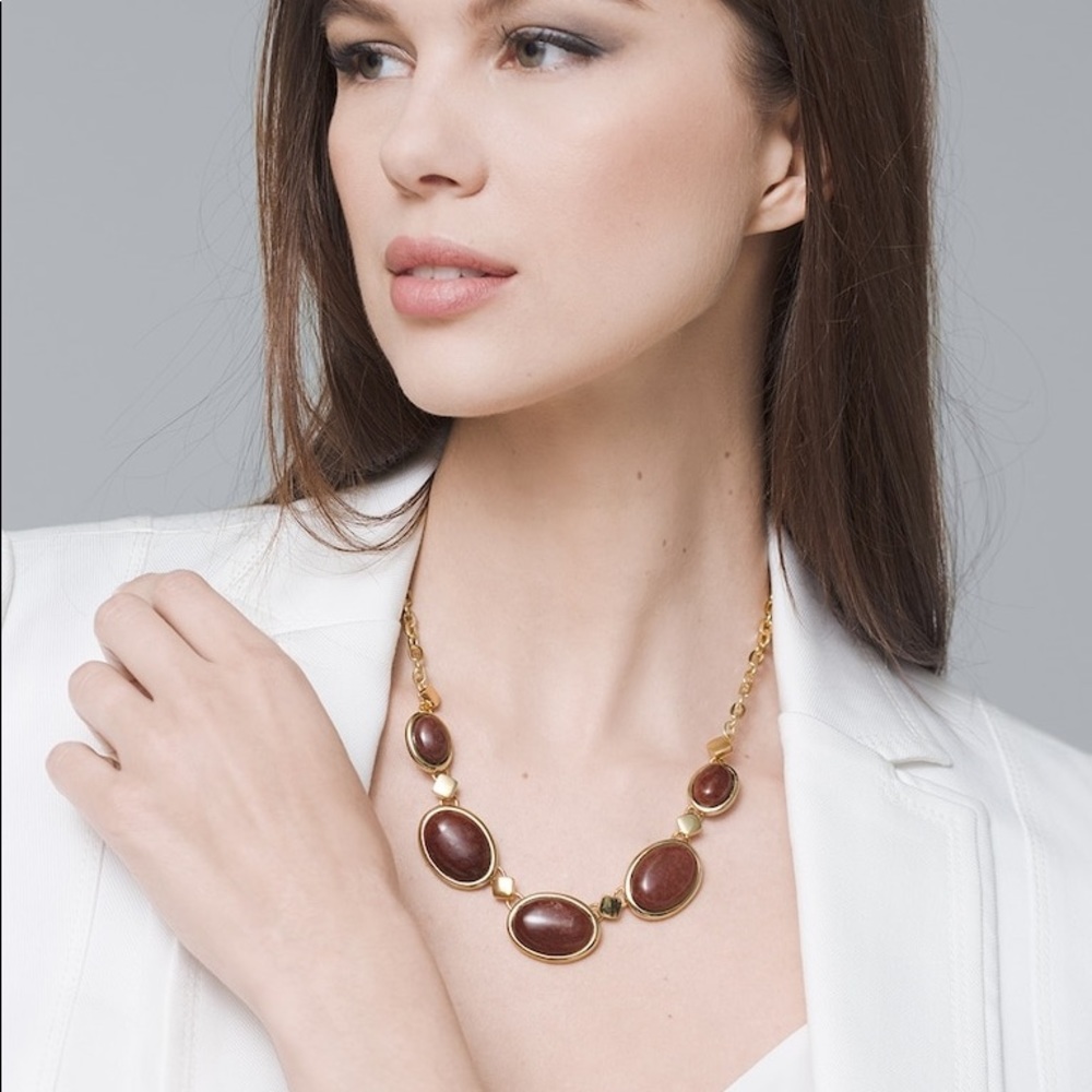 ✨WHBM strawberry quartz cabochon short necklace✨